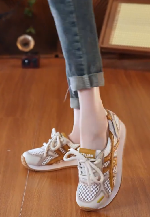 Mesh hollow casual shoes