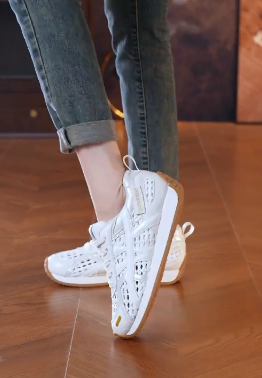 Mesh hollow casual shoes