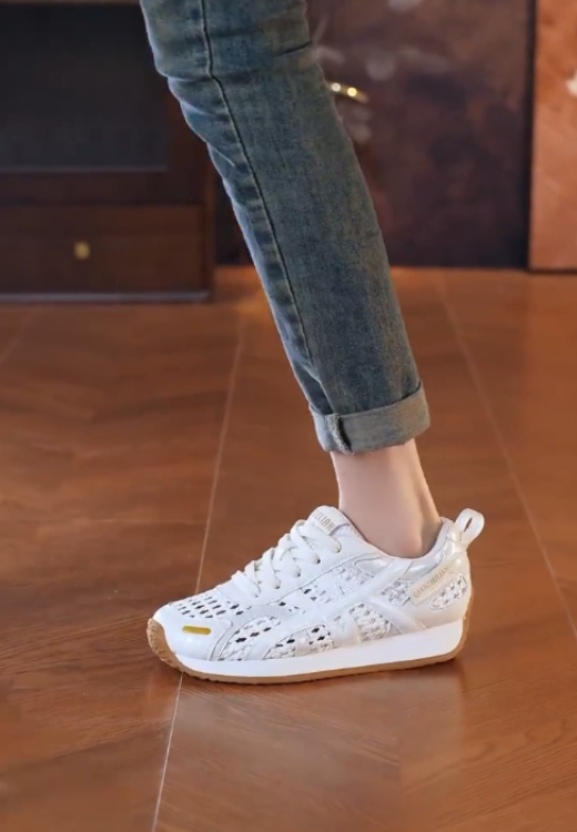 Mesh hollow casual shoes