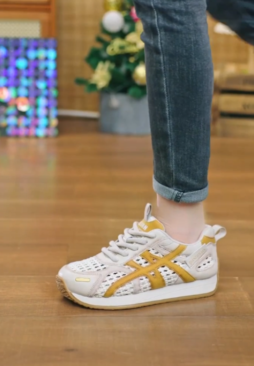 Women's yellow woven stitching casual shoes