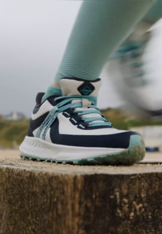 Women's water blue stitching sneakers