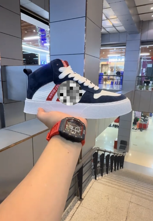 Blue and red stitching high-top slash sneakers