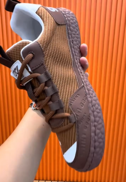 Brown non-slip sole casual sports shoes