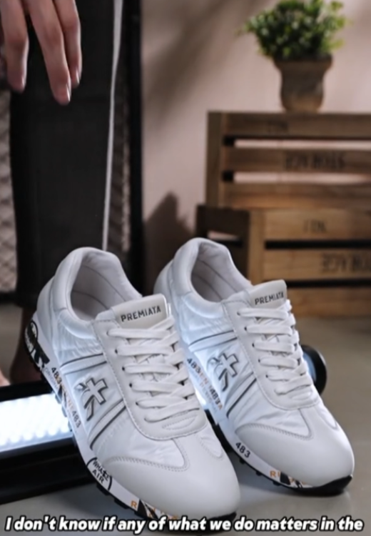Men's high-quality gray lettering printed sneakers