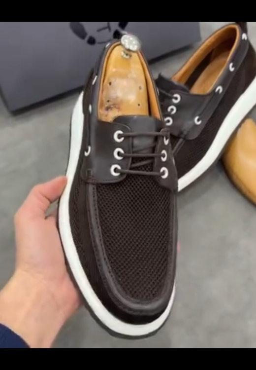 Men's solid color breathable and comfortable casual shoes