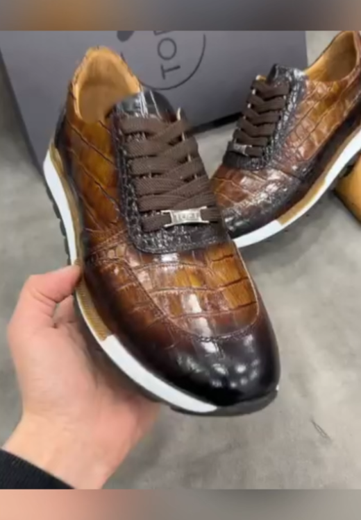Brown gradient scale casual leather shoes