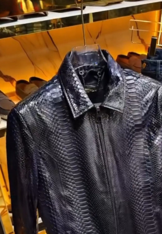 Dark blue crocodile environmental protection coat