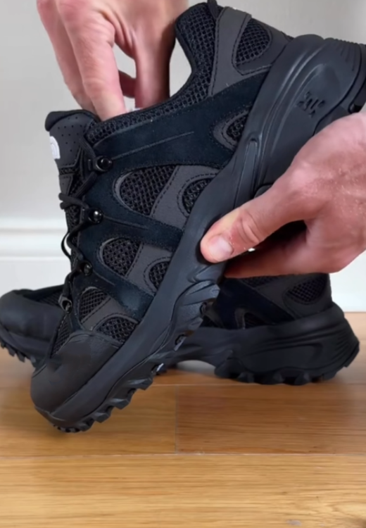 New black hedgehog shoes