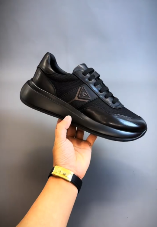 Men's high-quality metal standard sports shoes