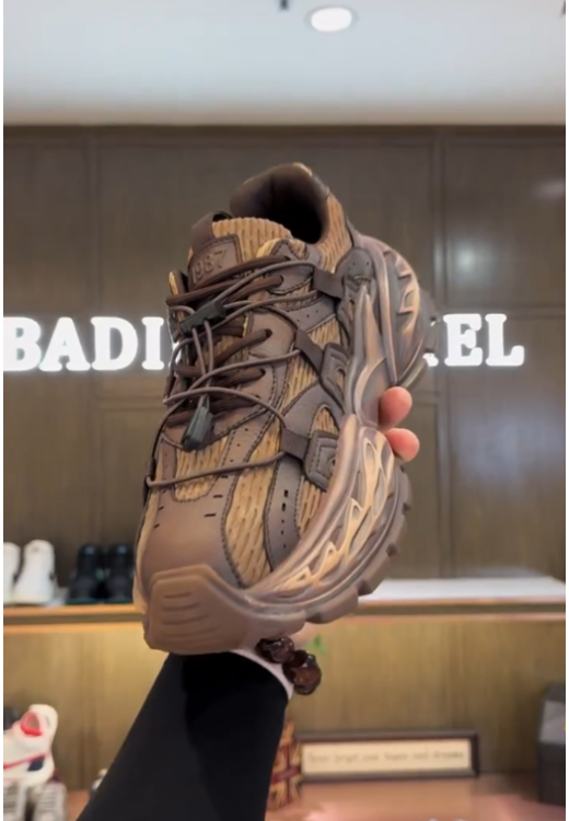 Men's autumn new stitching breathable sneakers