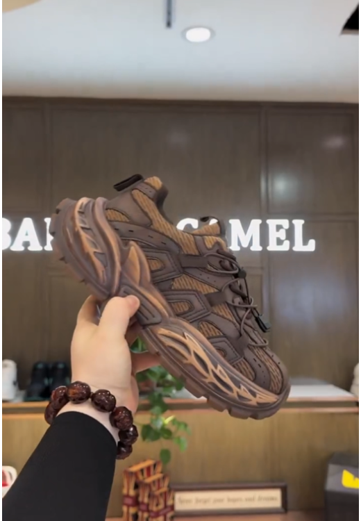 Men's autumn new stitching breathable sneakers
