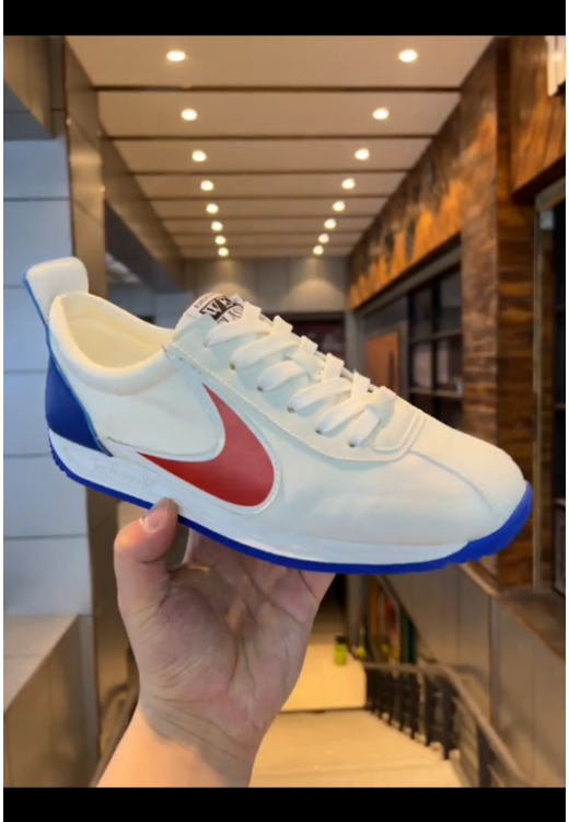 Moon Forrest Gump sneakers