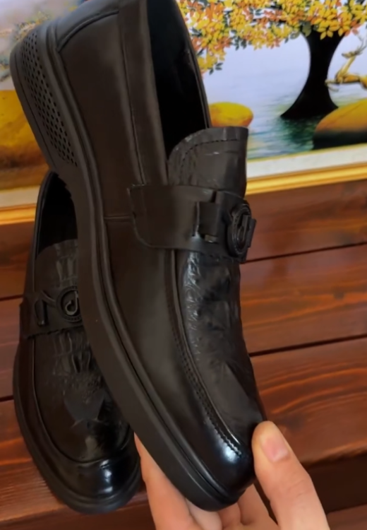 Dry leaf printed casual leather shoes