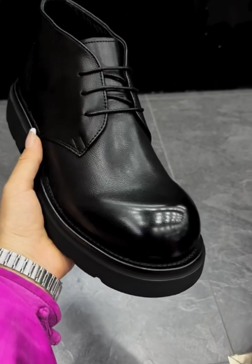 Men's handmade round-headed low-top leather boots