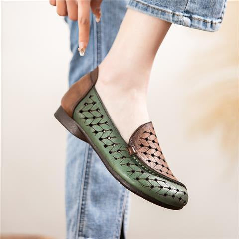 Retro comfortable hollow loafers