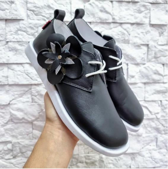 The Leather Flower Shoes