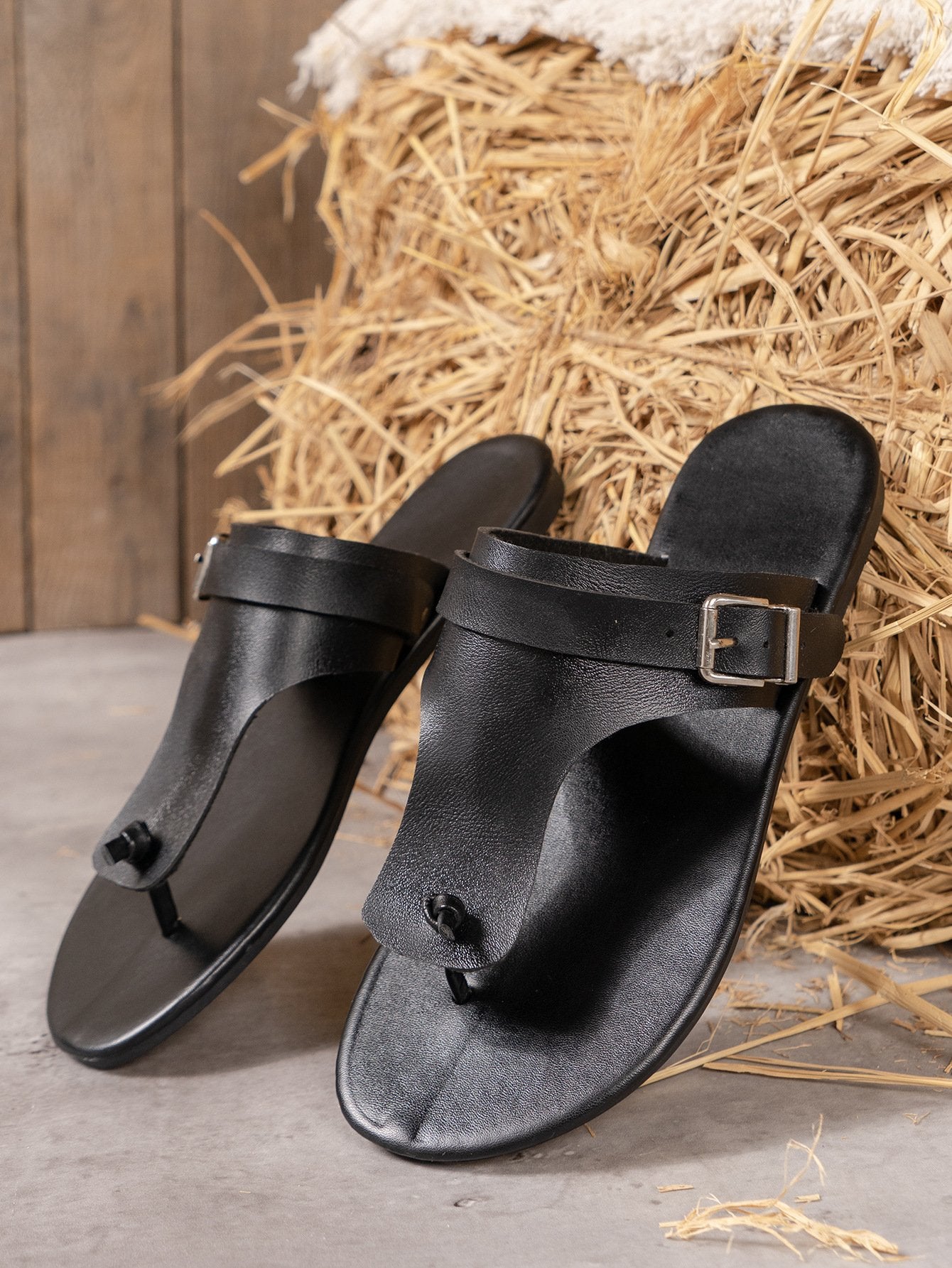 New summer one-line buckle beach shoes