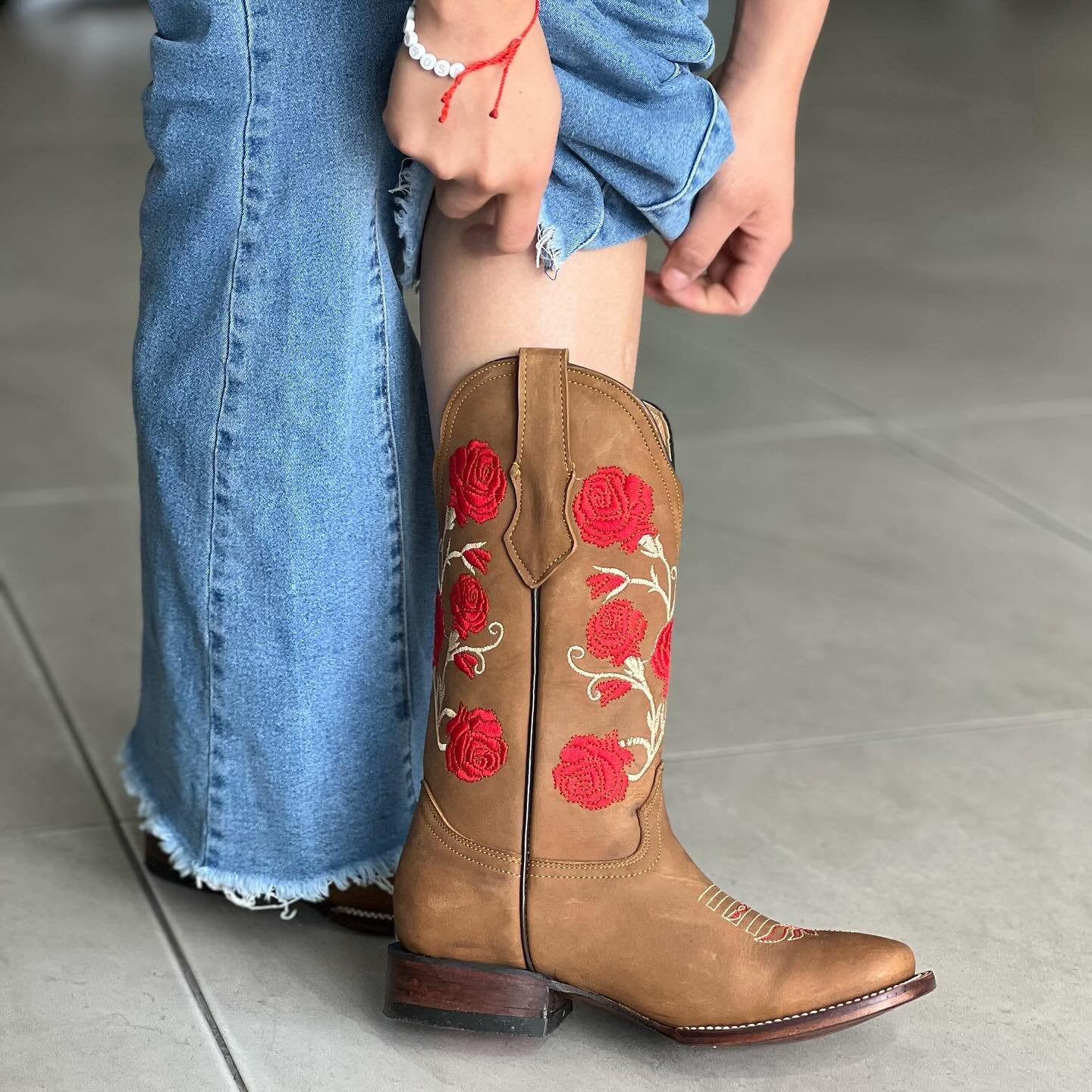Women's Embroidered Rose Boots