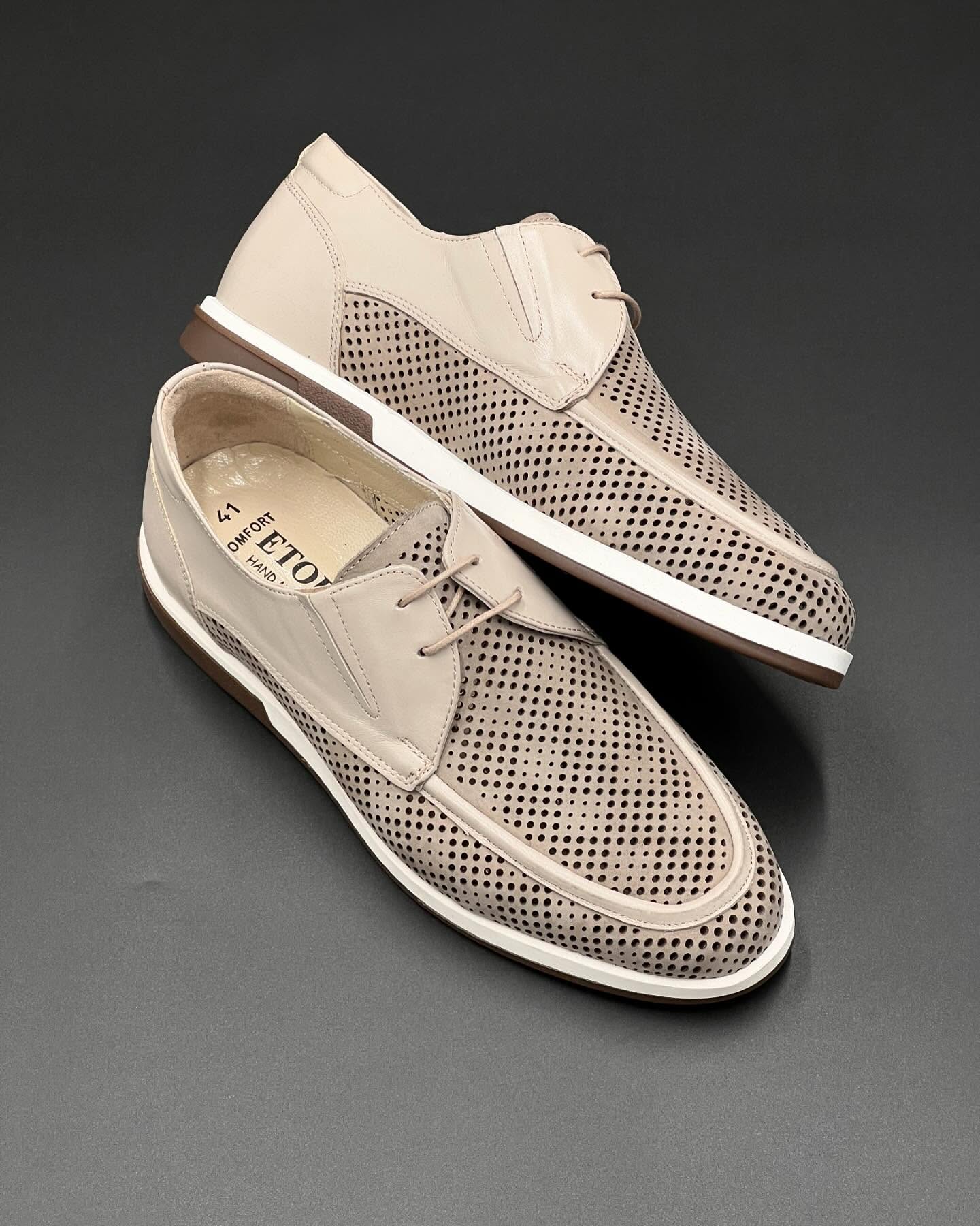 Fashion hollow breathable casual leather shoes